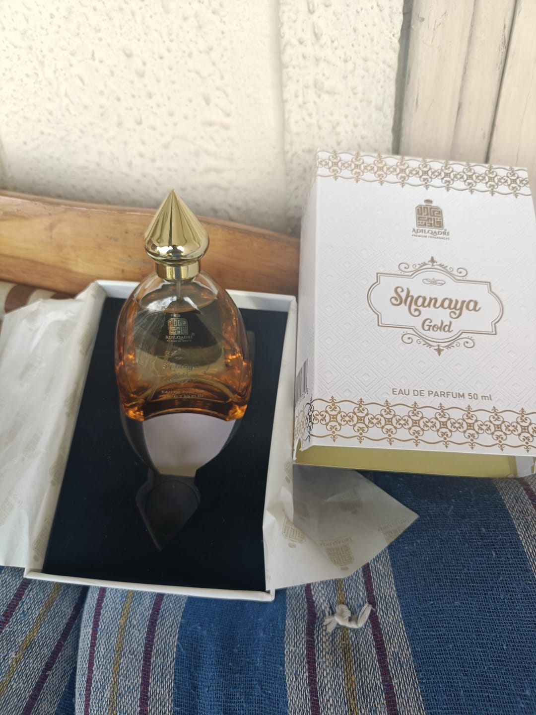 Customer photo review of Shanaya Gold Perfume Spray