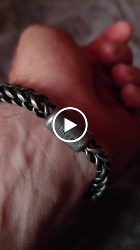 Customer video review of Mamba Venom - Ready To Strike Bracelet : Helps Pair Veterans With A Service Dog or Shelter Dog