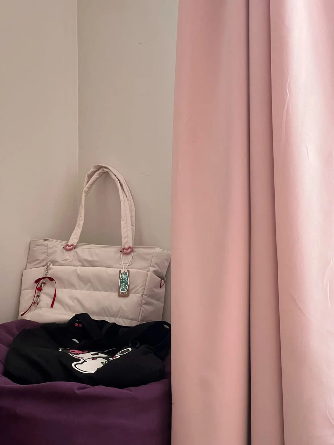 Customer photo review of Alex Puffer Tote Bag