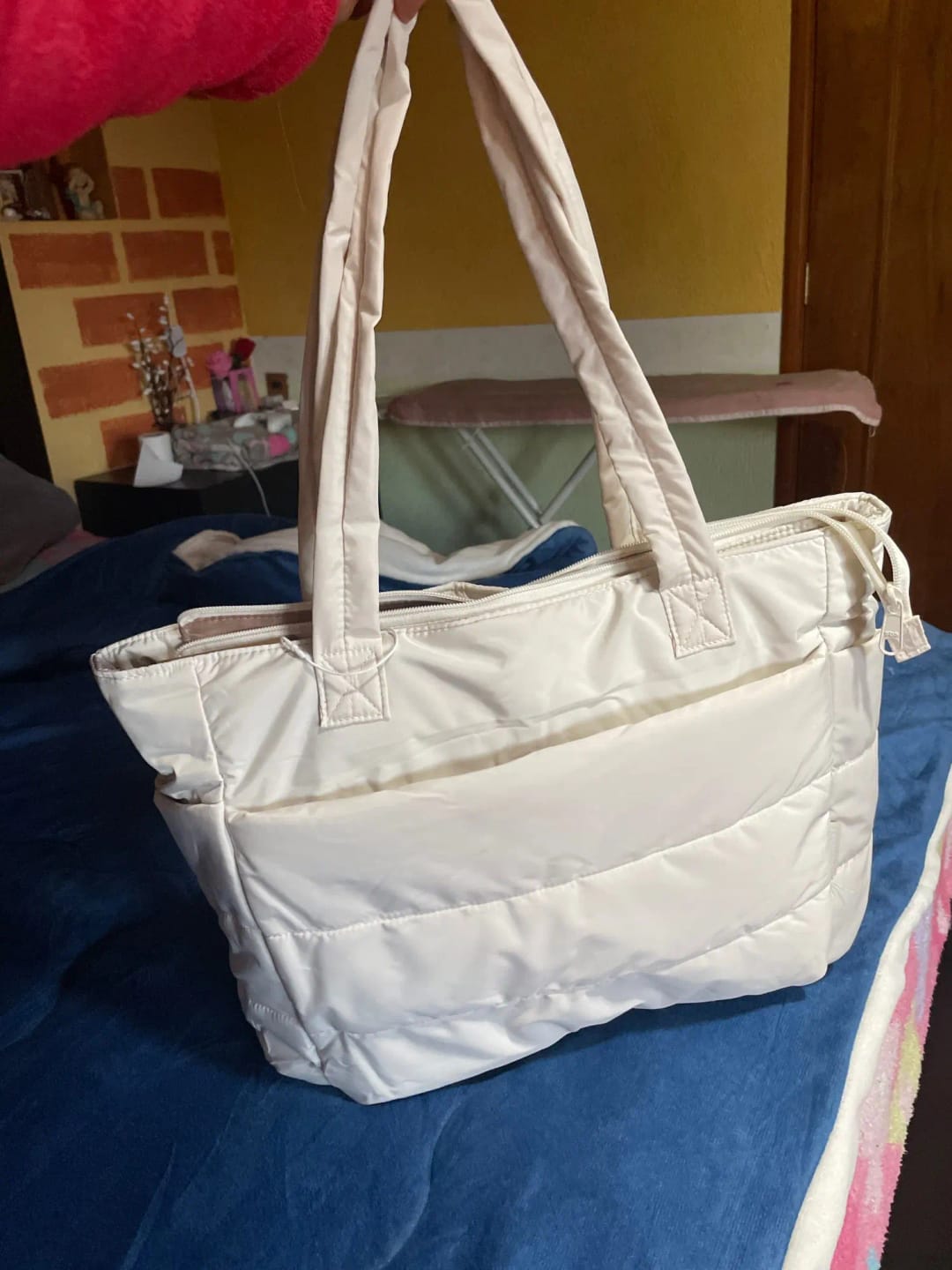 Customer photo review of Alex Puffer Tote Bag
