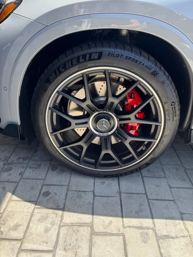 Customer photo review of EVAAM® UPGRADE! Aluminum Alloy Wheel Rim Protector for All Brand Vehicles (4 PCS)