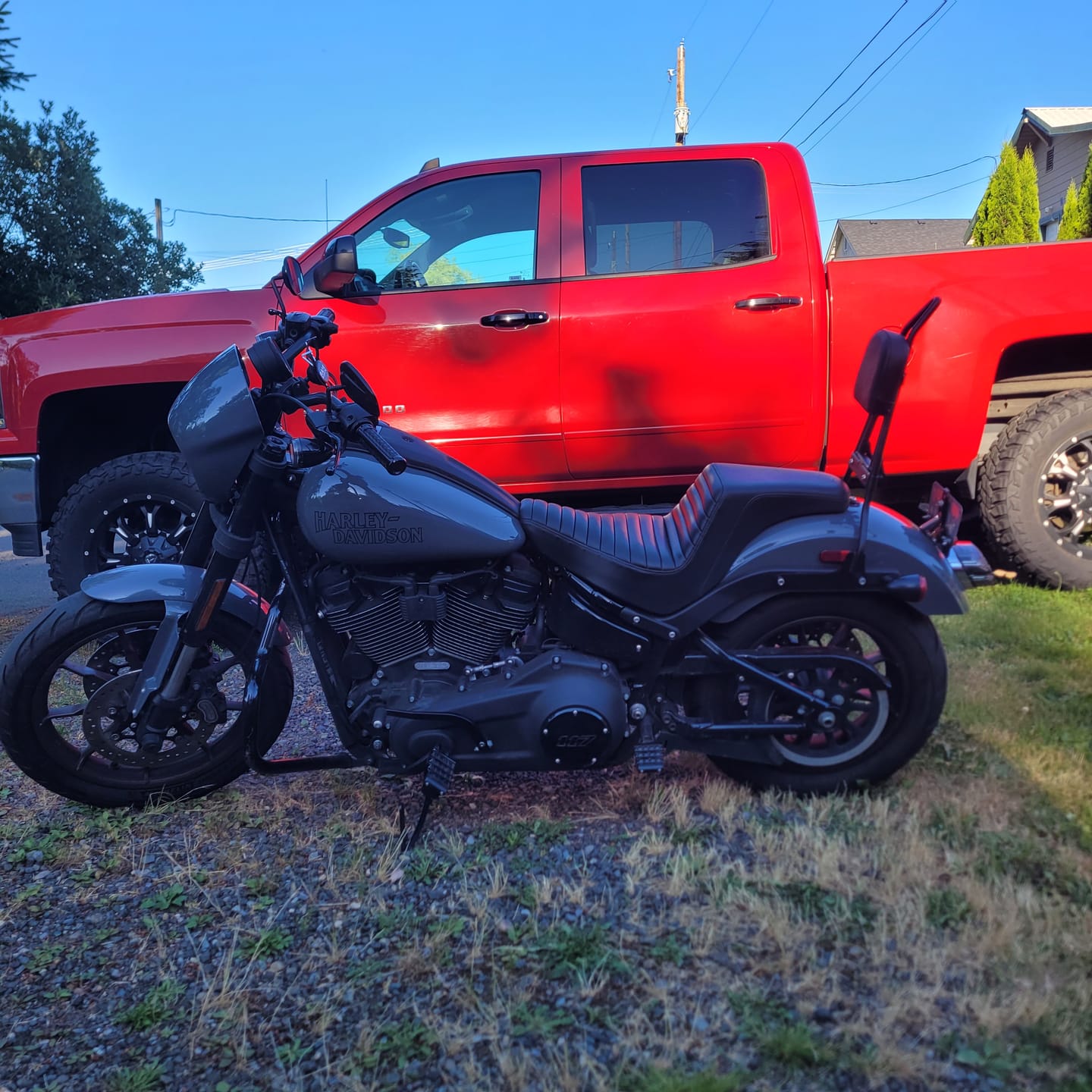 Customer photo review of Iron Born Blade 25" Sissy Bar with Foldable Luggage Rack for Harley Softail Low Rider S FXLRS Matte Black