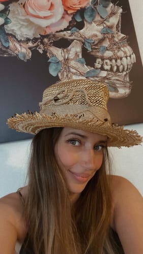 Customer photo review of Biscuit Natural Interwoven Paper Hood HF054