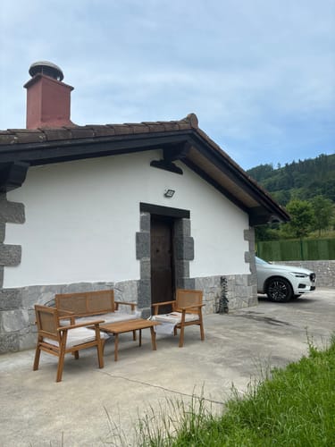 Customer photo review of TEMUCO - Salon de jardin en rotin et bois massif beige