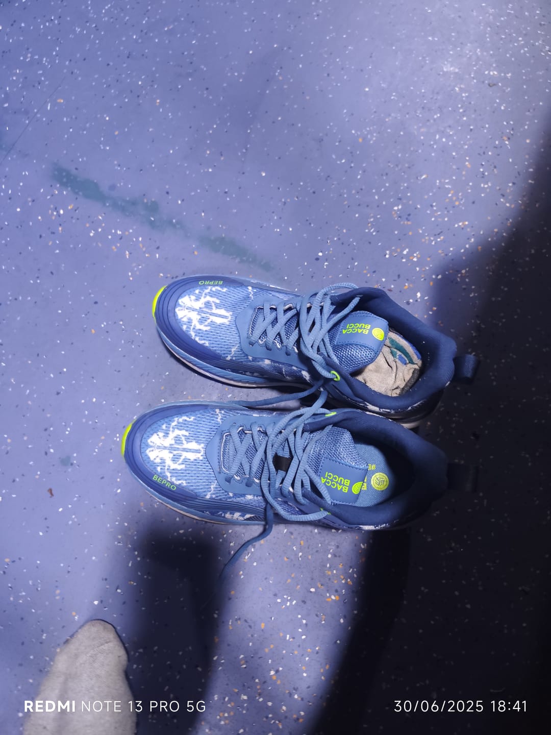 Customer photo review of Bacca Bucci IKATRON – Men's Athleisure Sports Shoes with Dual-Density Sole