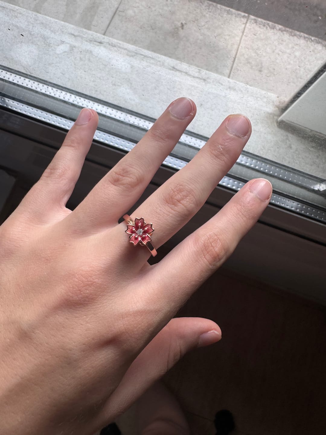 Customer photo review of Bague d'Anxiété Ajustable Camélia