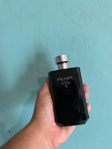 Reseña con foto de un cliente sobre Perfume Prada L'Homme Intense 100ml EDP