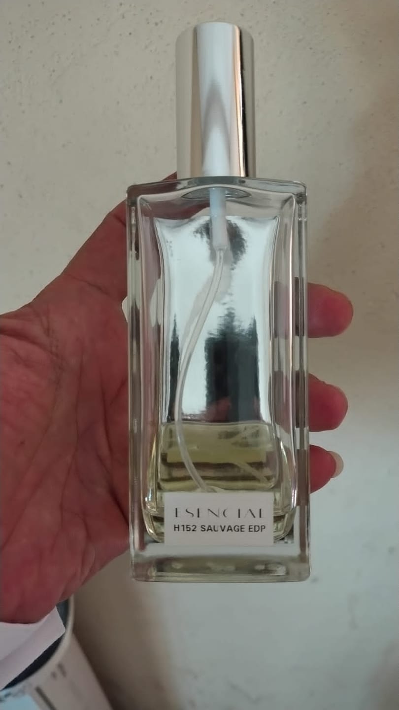 Customer photo review of H152 Inspirado en: Sauvage Eau de Parfum - Dior