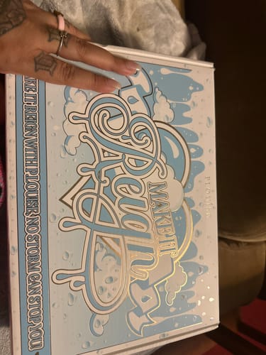 Customer photo review of P. Louise Budget Box (Monthly Subscription) Start Day October