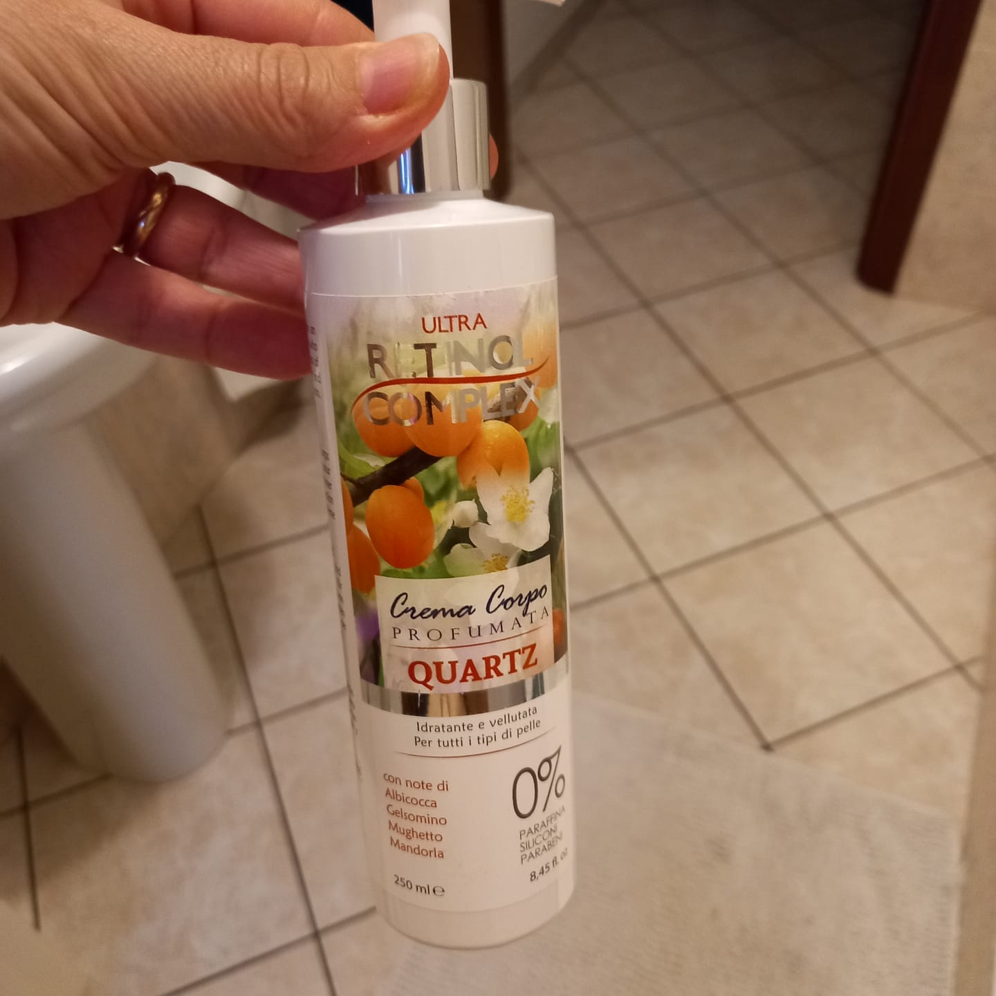 Customer photo review of RETINOL COMPLEX® CREMA CORPO PROFUMATA "QUARTZ" 250ML