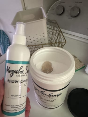 Customer photo review of Magnolia Monthly