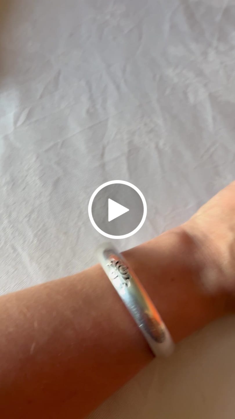 Customer video review of Buddha Stones Lotus Flower Heart Sutra White Copper Healing Luck Bracelet