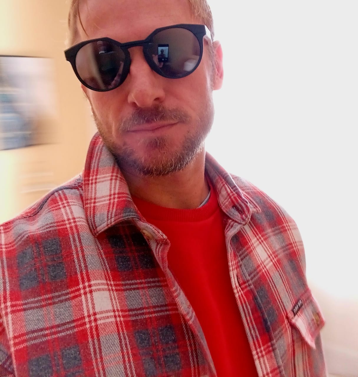 Customer photo review of Grid Overshirt Red Plaid