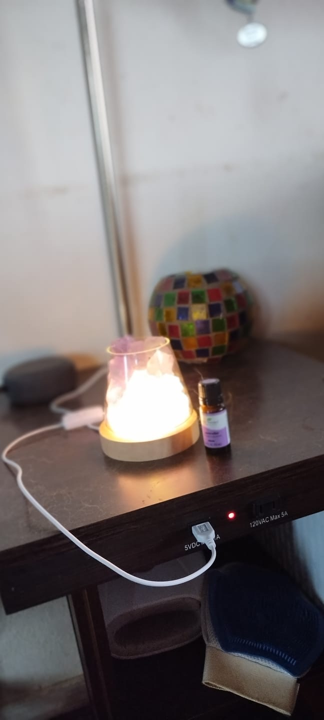 Customer photo review of Raw Gemstone Essential Oil Diffuser With Light