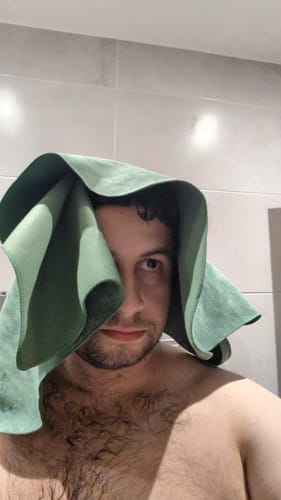 Customer photo review of Anti-Frizz Towel