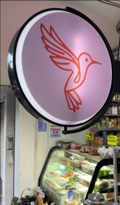 Customer photo review of Caja de Luz Circular Giratoria