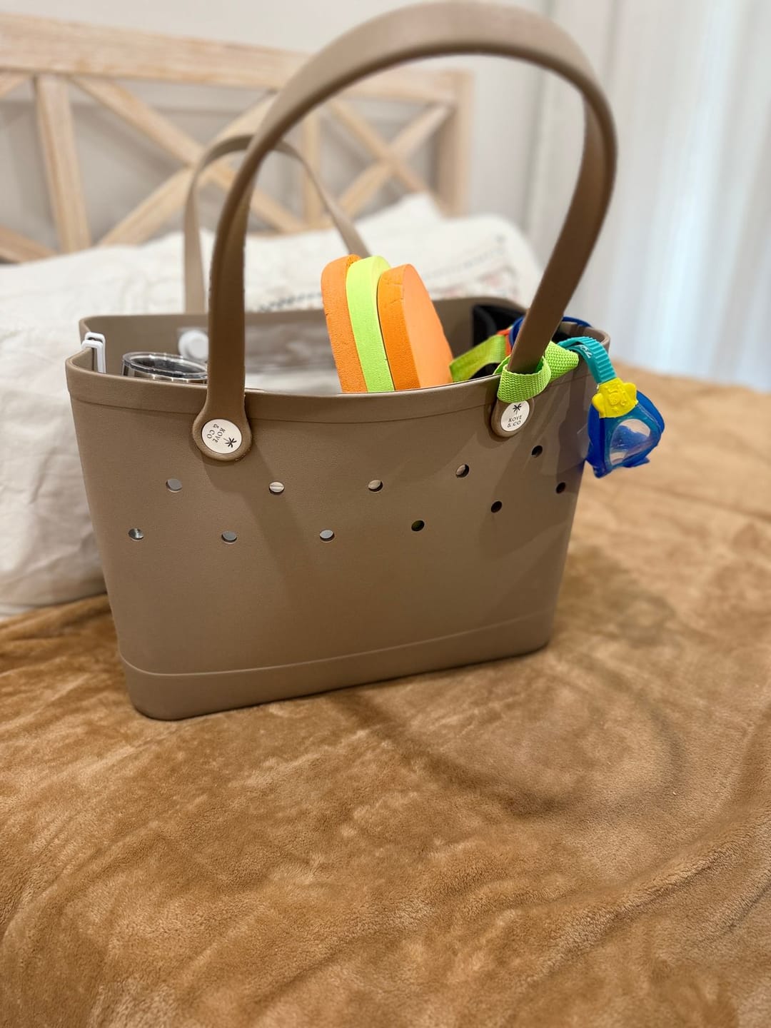 Customer photo review of Maxi Tribe Bag in Mangrove