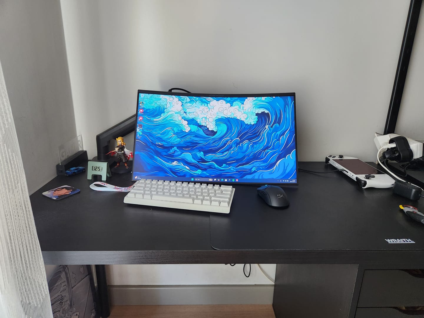 Customer photo review of Wraith Blade Y Hard Mousepad