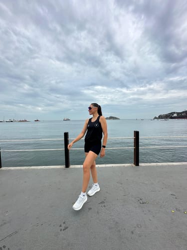 Customer photo review of Hoka One One Rincon 4 Mujer Stardust Cosmic Grey