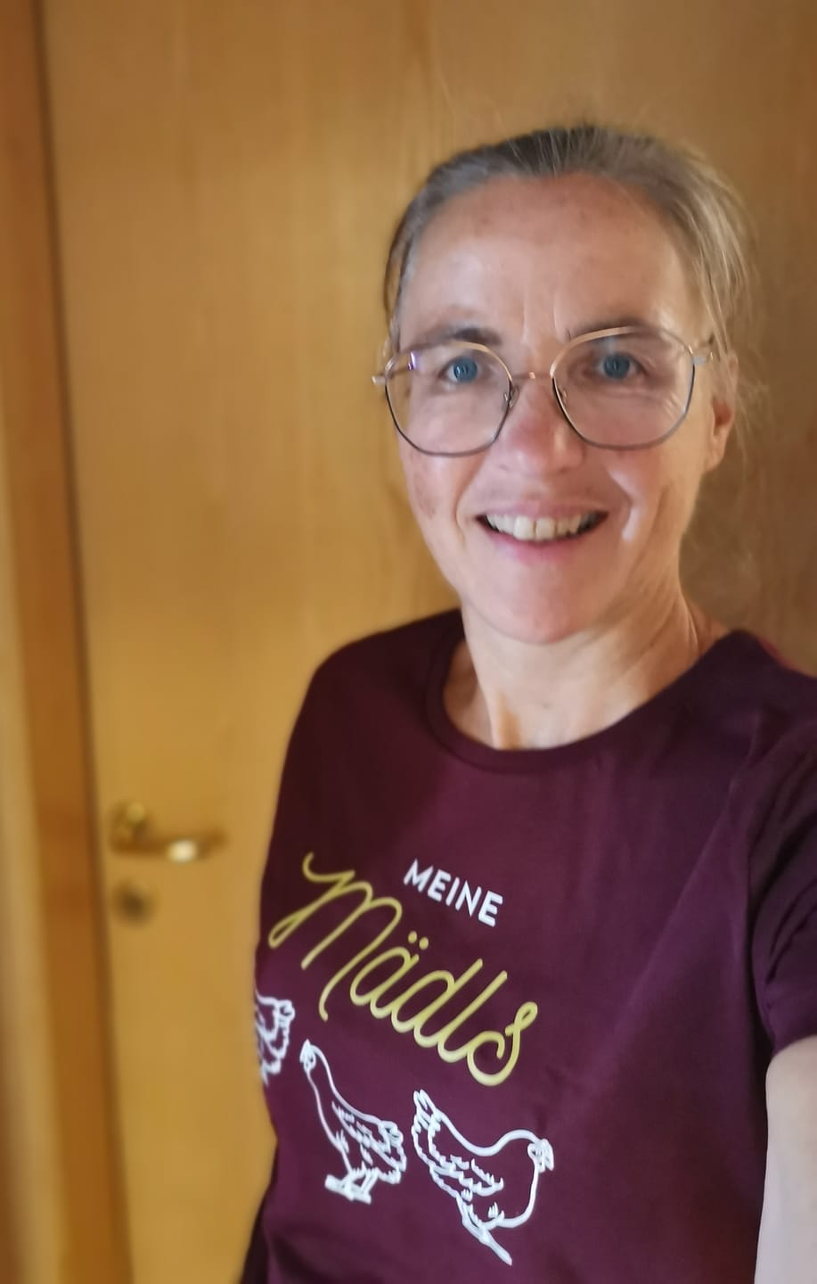 Customer photo review of Meine Mädls - Damenshirt Premium