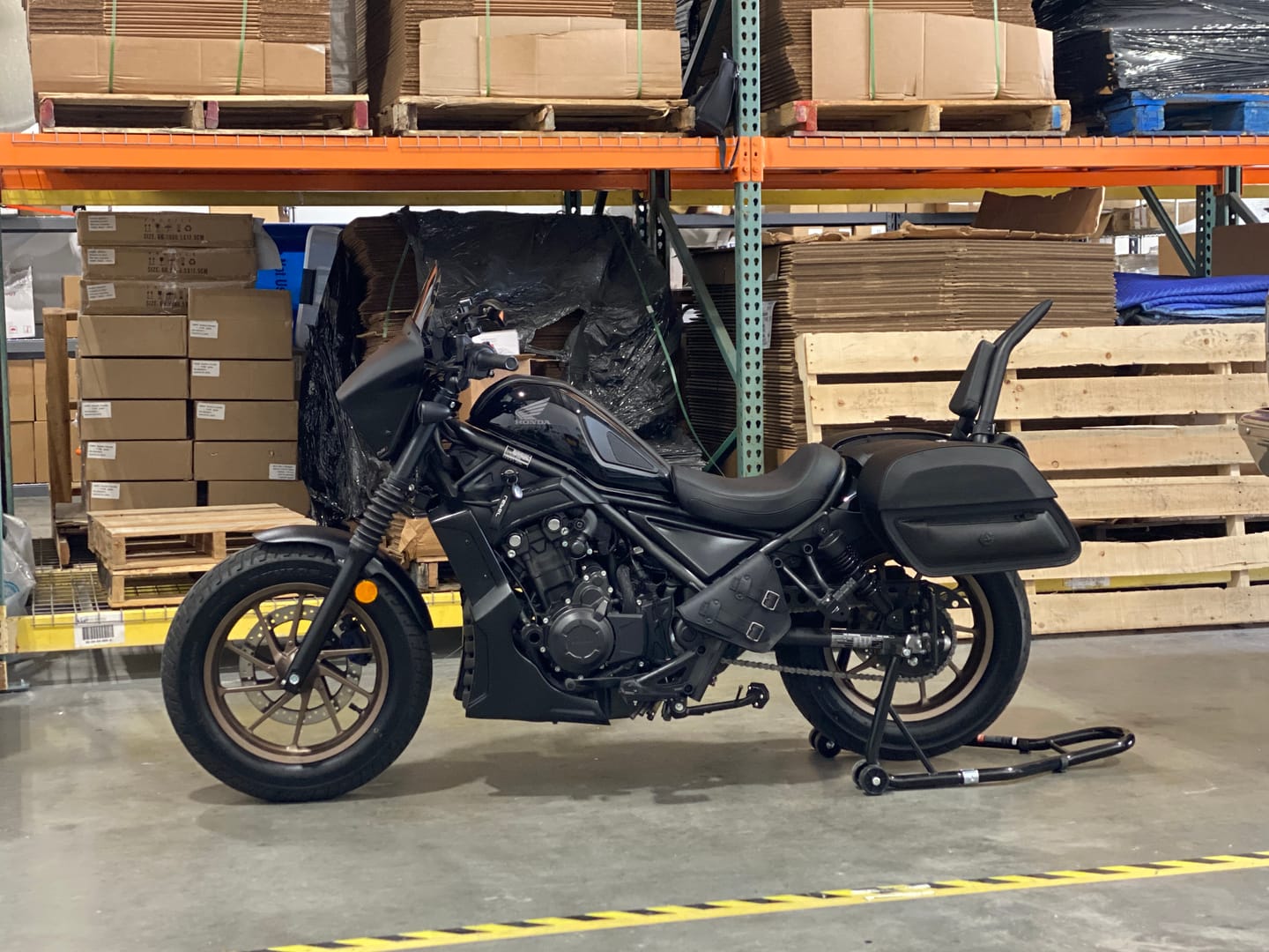 Customer photo review of 28L - Pantheon Medium Quick Mount Honda Rebel 500 Motorcycle Saddlebags