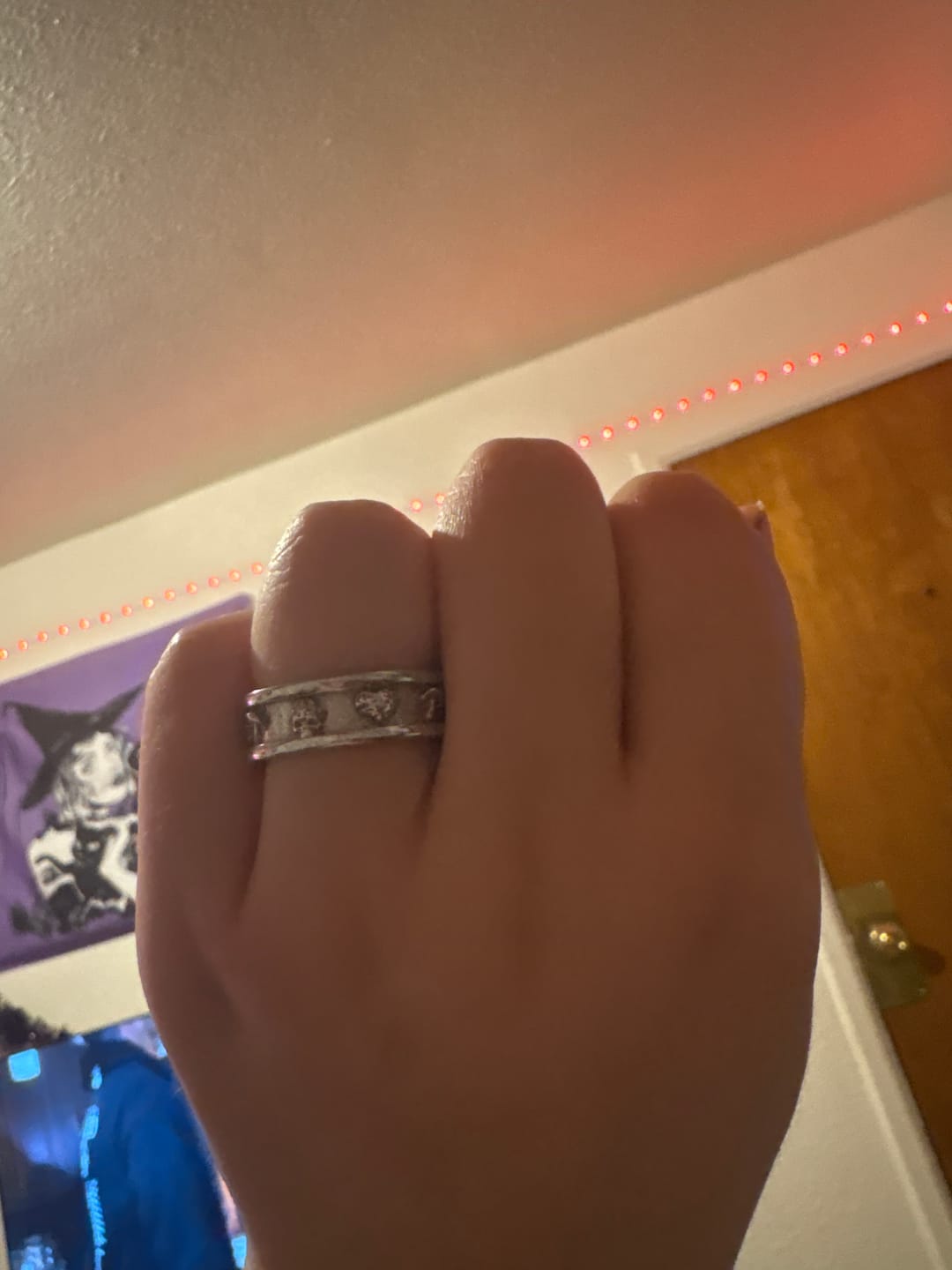 Customer photo review of PSYCHEDELIC LOVE RING