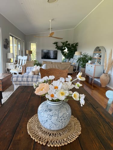 Customer photo review of Neutral Flowers