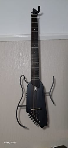 Customer photo review of Donner HUSH-I Headless Hush Guitar Kit