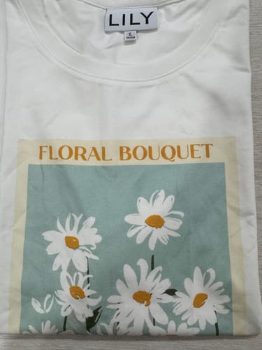 Customer photo review of LILY Printed Casual T-Shirt