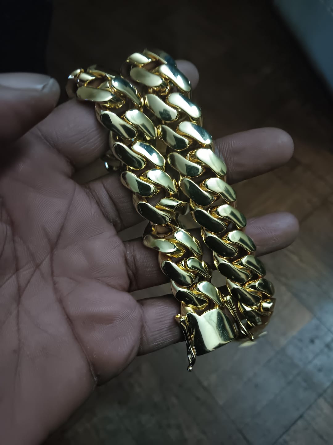 Customer photo review of 20mm Solid 18k Gold Plated Miami Cuban Link Chain