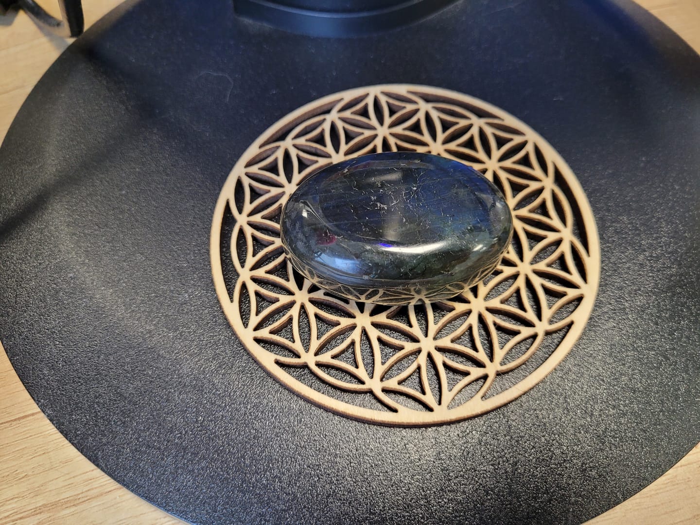 Customer photo review of Galet en Labradorite de Madagascar - Protection