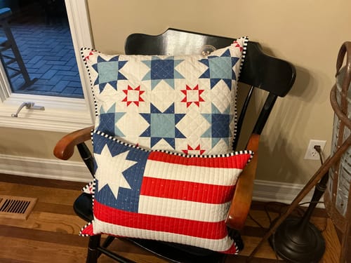 Customer photo review of Summer Sparkle Quilted Pillow Kit: Pattern and Fabric