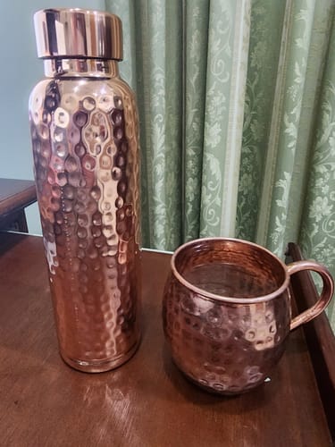 Customer photo review of Hammered Copper Gift Set - 2 Bottles & 2 Mugs