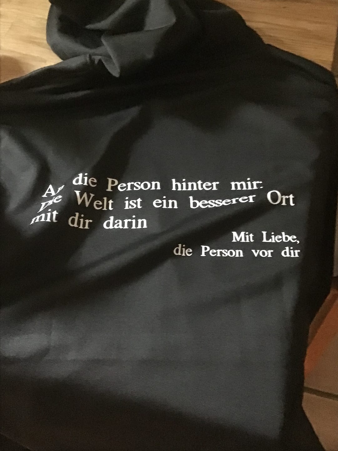 Customer photo review of Wertvoll Du™ Kapuzenpullover