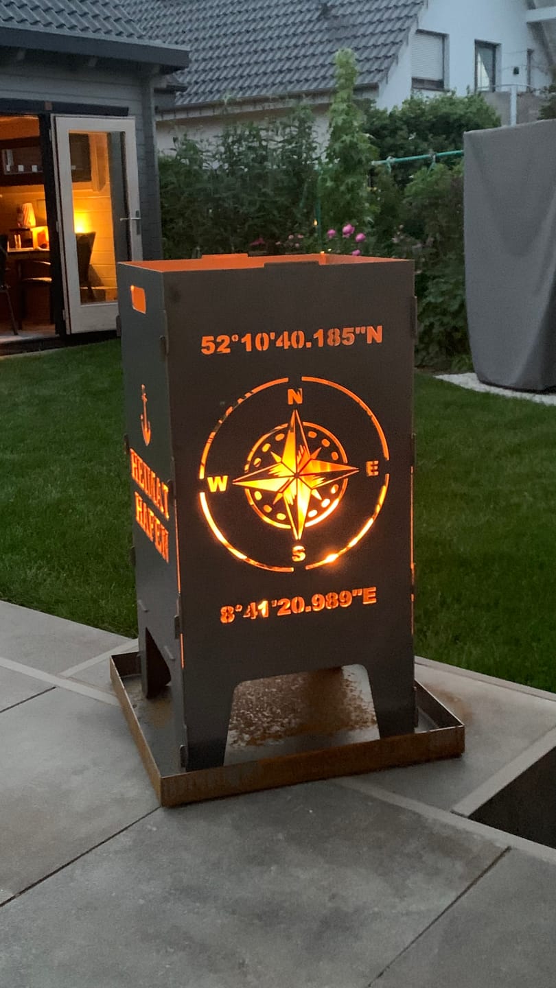 Customer photo review of Feuertonne personalisierbar - Kompass mit Koordinaten aus edlem Stahl