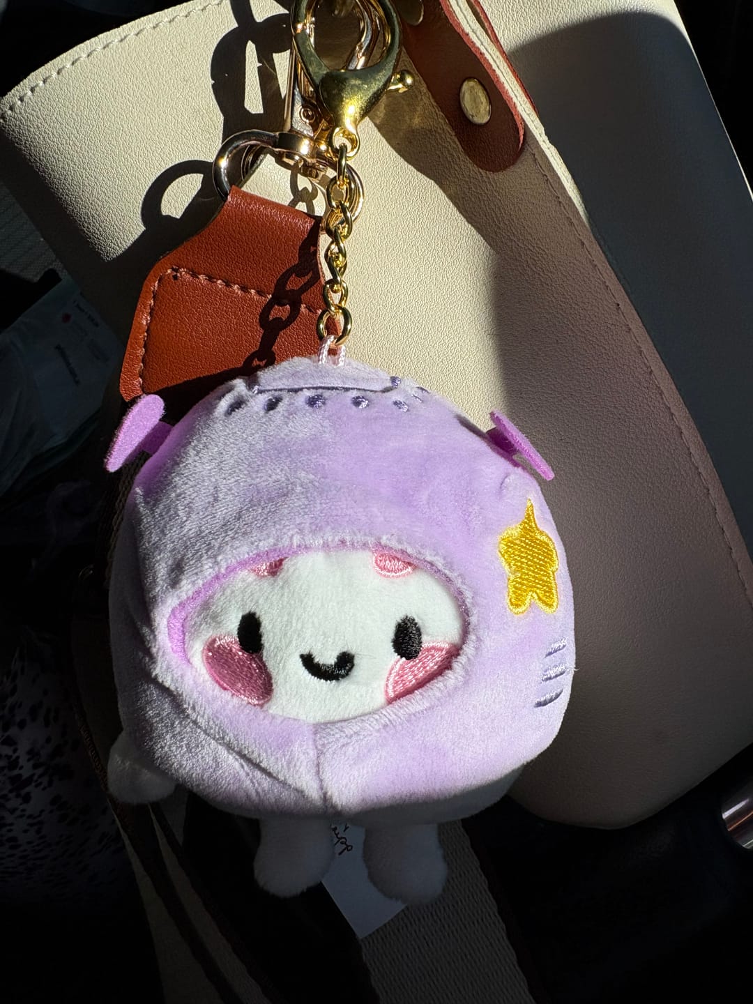Customer photo review of Marshie Kawaii Astronaut Plush Keychain | Mini Space Plush Clip | Cute Bag Charm & Kawaii Gift for Plushie Collectors