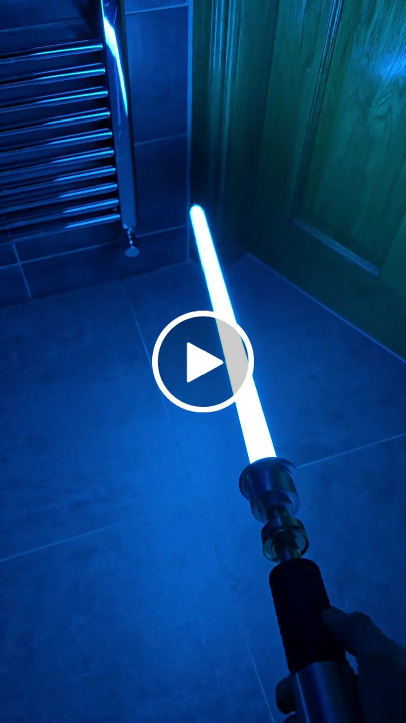 Customer video review of Obi V1 | Saber