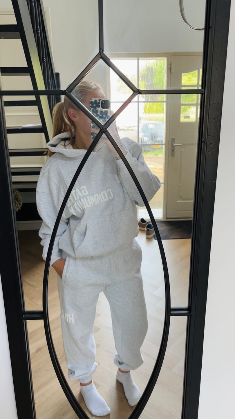 Avis client avec photo sur le PANTALON DE SPORT « GATED COMMUNITY » GRIS CLAIR