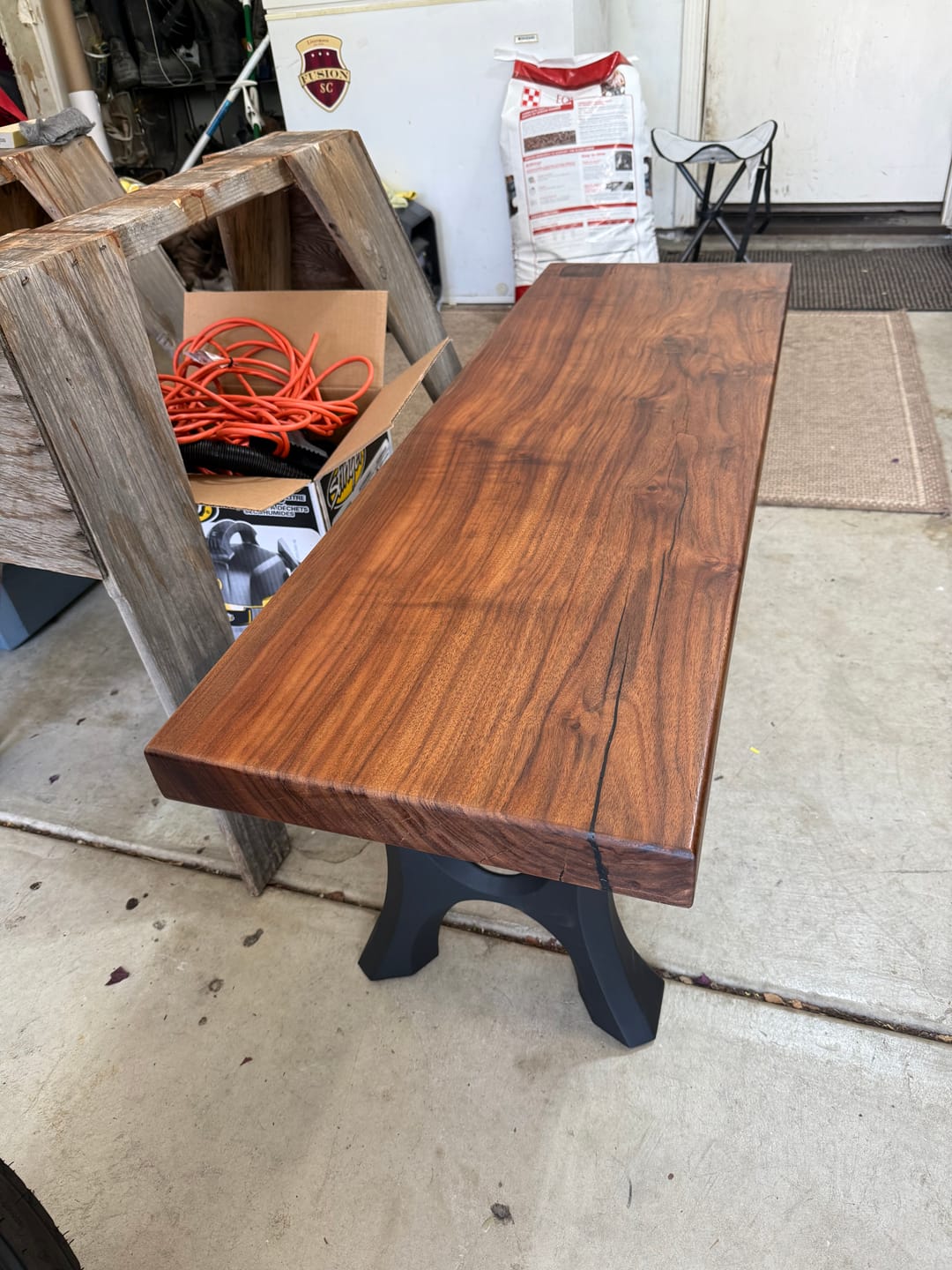 Customer photo review of Bench Legs 103 Haru 16H for Dining Live Edge Tabletop