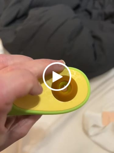 Customer video review of Avo Clitoral Massager