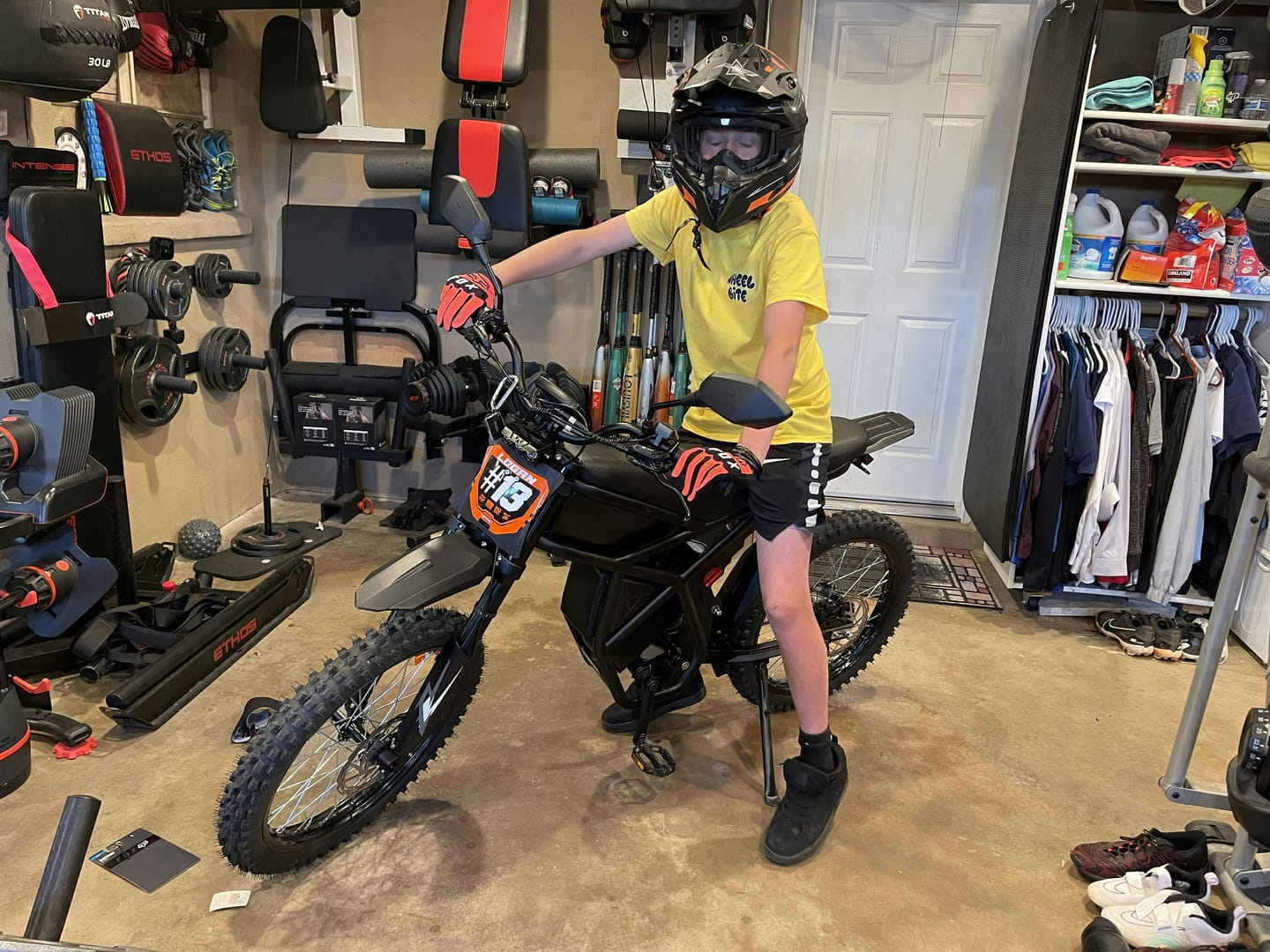 Customer photo review of Electric Dirt Bike, 2400W(Peak) Electric Motorbike, Max 37 MPH & 85 Mile Long Range(Upgraded)