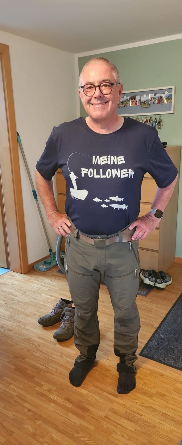 Customer photo review of Meine Follower - Premium T-Shirt