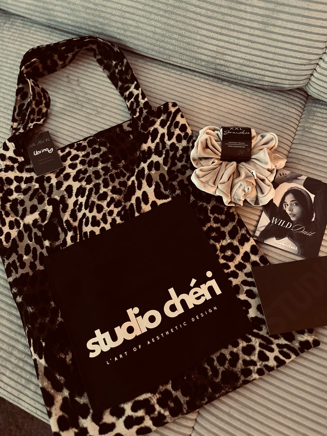 Customer photo review of ADRIANA - Mini Tote Bag  | Leo