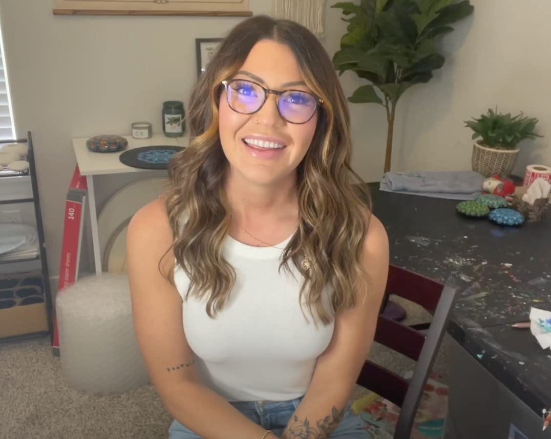Customer photo review of 6x7 Inches Virgin Human Hair Toppers Mono Base Balayage Brown #2/8/2