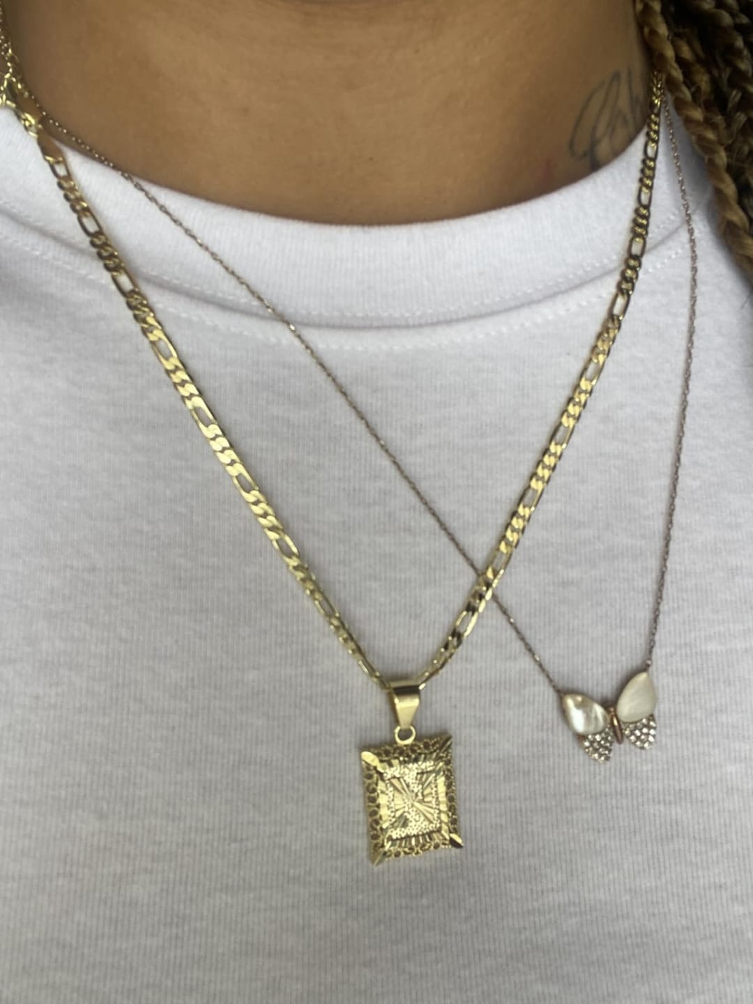 Customer photo review of LUXIIVA®  LEAH  INITIAL NECKLACE