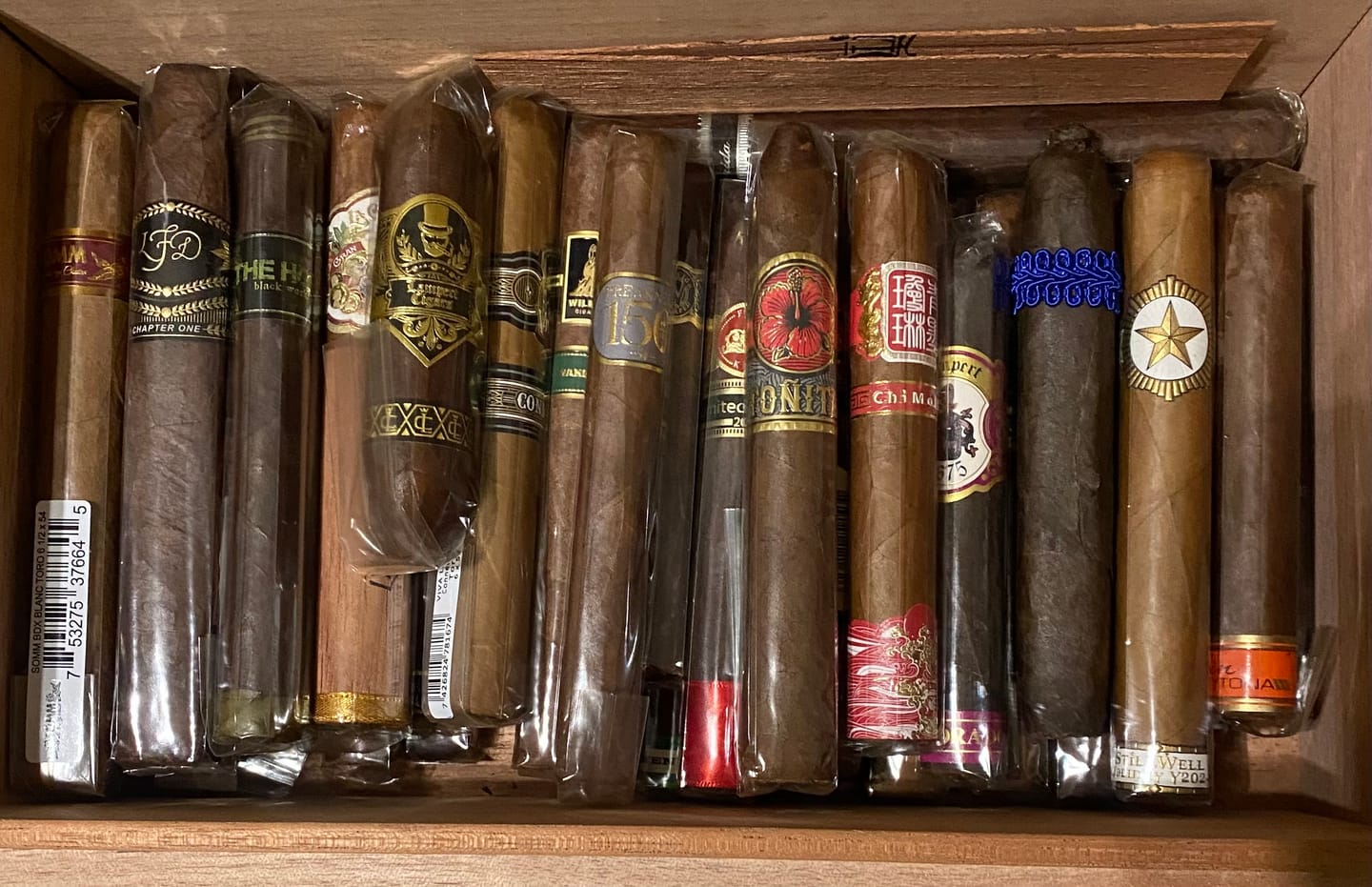 Customer photo review of Platinum Subscription Luxury Cigars Monthly