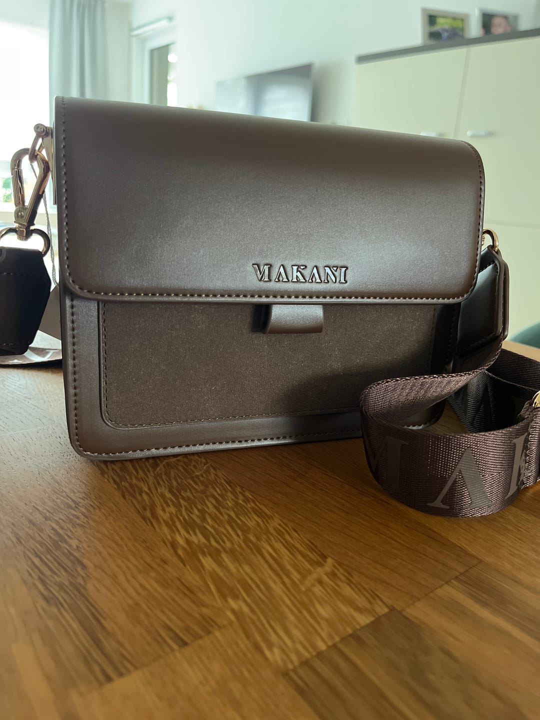 Customer photo review of VALDA - DARK BROWN