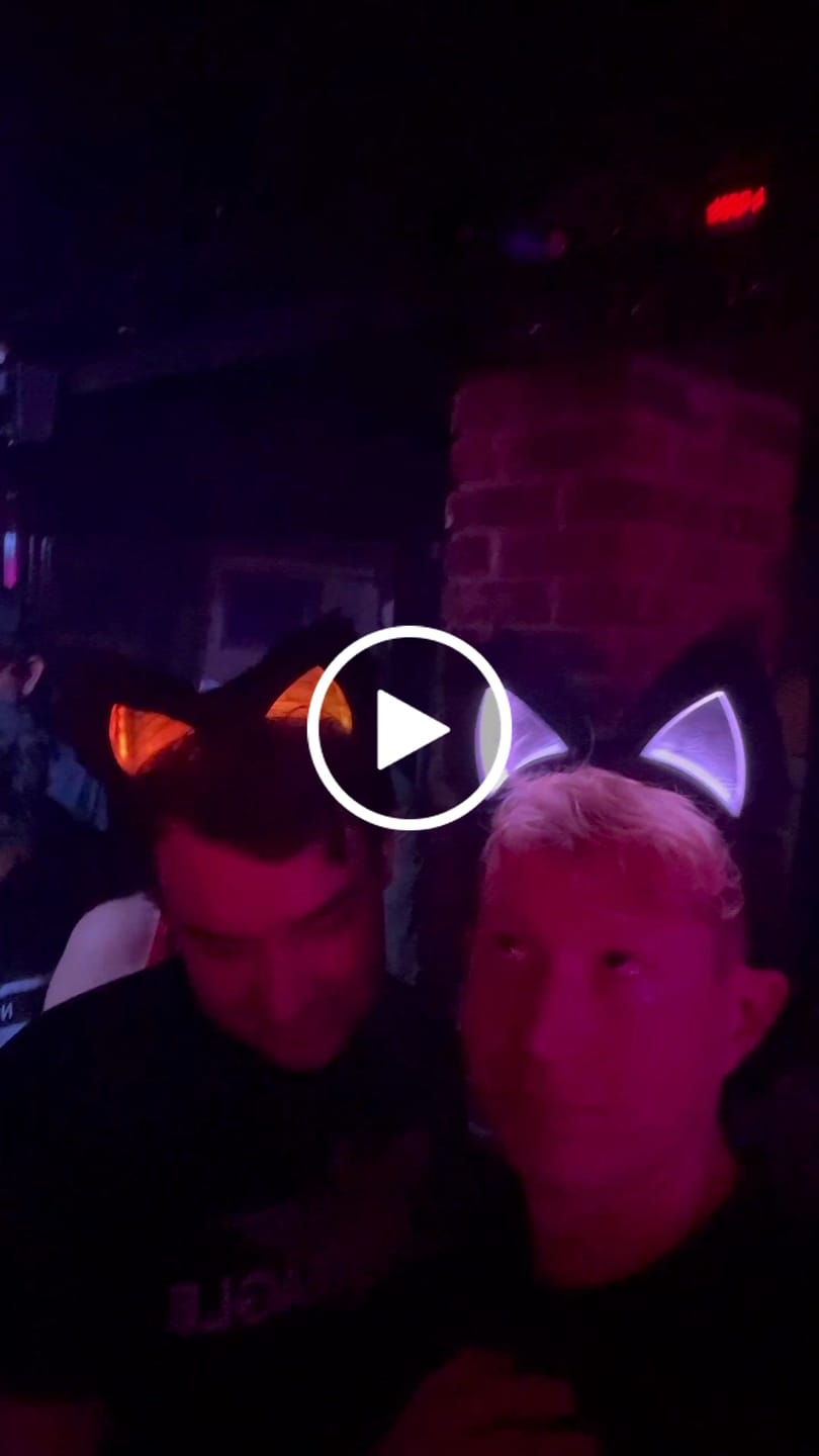 Customer video review of LED Infinity Mirror Cat Ears