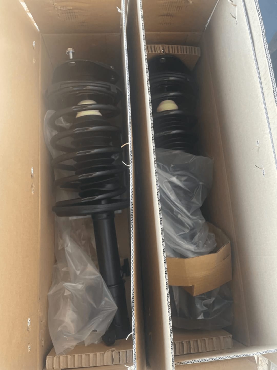 Customer photo review of 2Pcs Front  Complete Struts Shock Absorber for 1995-2004 Toyota Tacoma