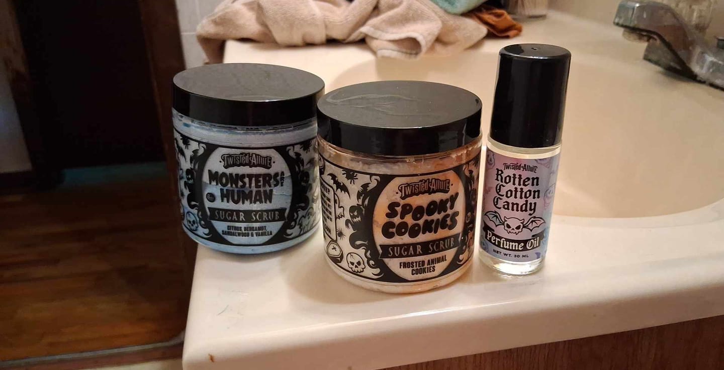 Customer photo review of Rotten Cotton Candy Perfume Oil